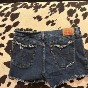 Levi cutoff. Size in pictures